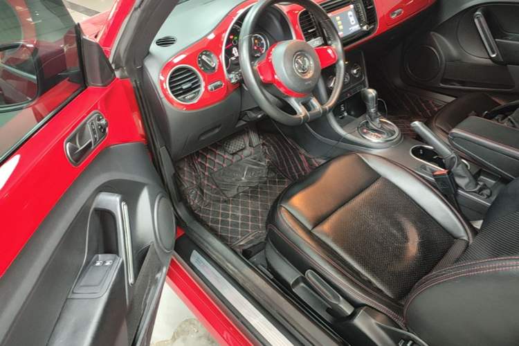 Used Volkswagen Beetle 2014 1.2TSI Fashion Edition Driver Seat