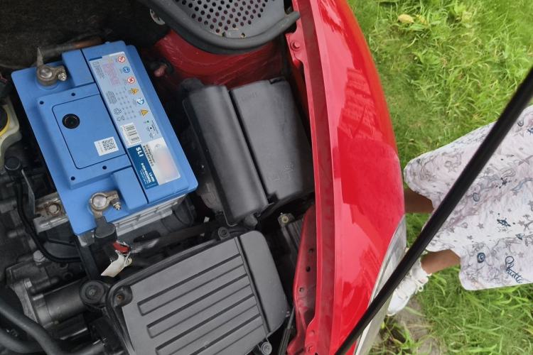 Used Volkswagen Beetle 2014 1.2TSI Comfort Model Engine Bay Left