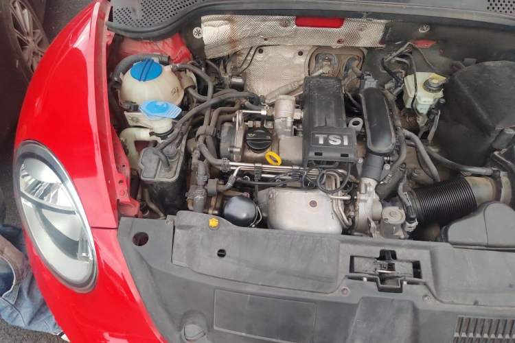 Used Volkswagen Beetle 2014 1.2TSI Fashion Edition Engine Bay Right