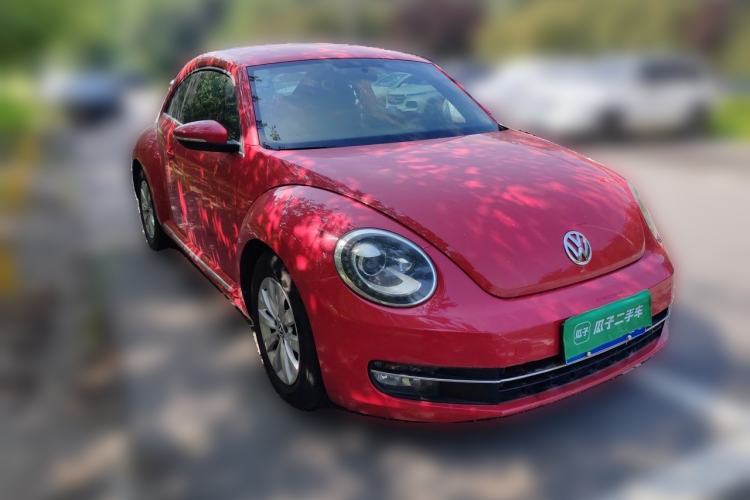 Used Volkswagen Beetle 2014 1.4TSI Fashion Edition Front Right 45 Deg