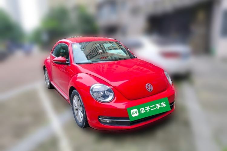 Used Volkswagen Beetle 2014 1.4TSI Fashion Edition Front Right 45 Deg