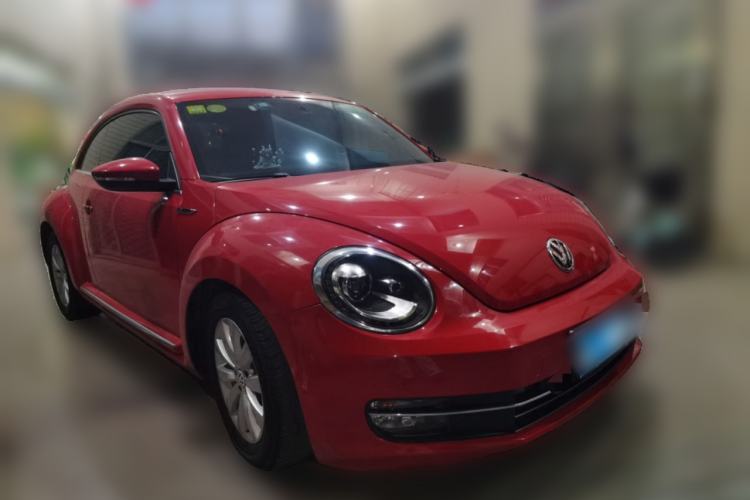 Used Volkswagen Beetle 2014 1.2TSI Fashion Edition Front Right 45 Deg