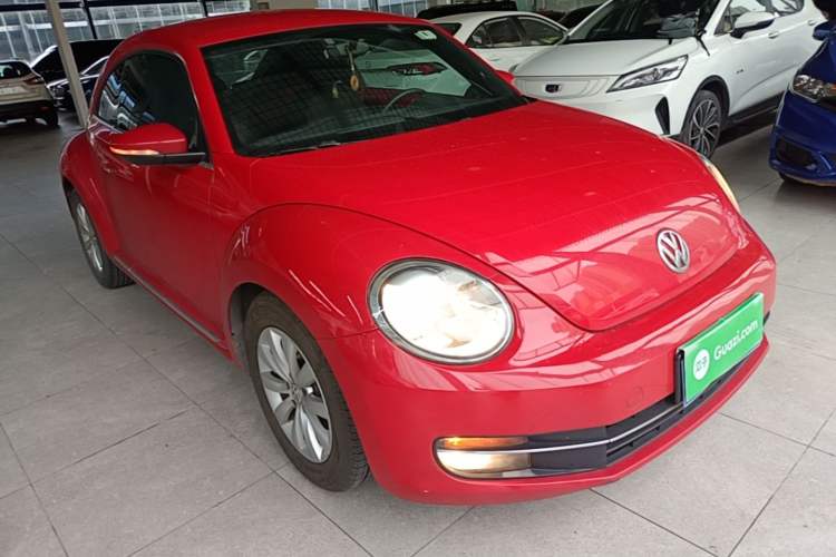 Used Volkswagen Beetle 2014 1.2TSI Fashion Edition Front Right 45 Deg