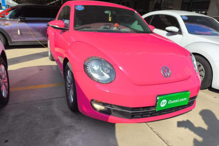 Used Volkswagen Beetle 2014 1.2TSI Fashion Edition Front Right 45 Deg