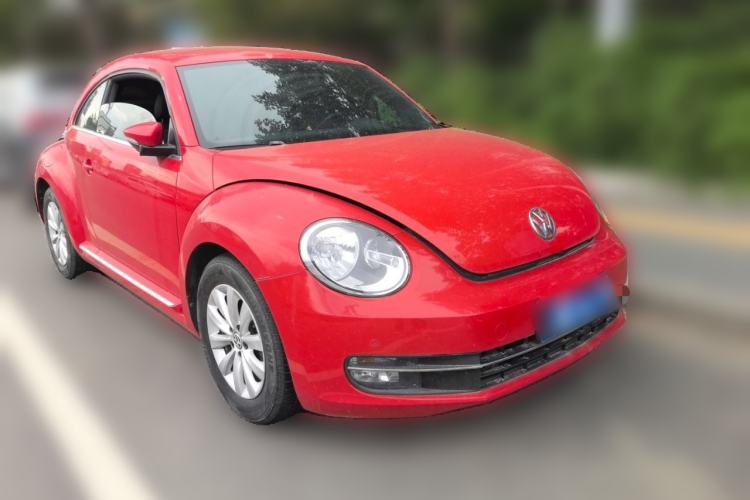 Used Volkswagen Beetle 2014 1.2TSI Fashion Edition Front Right 45 Deg