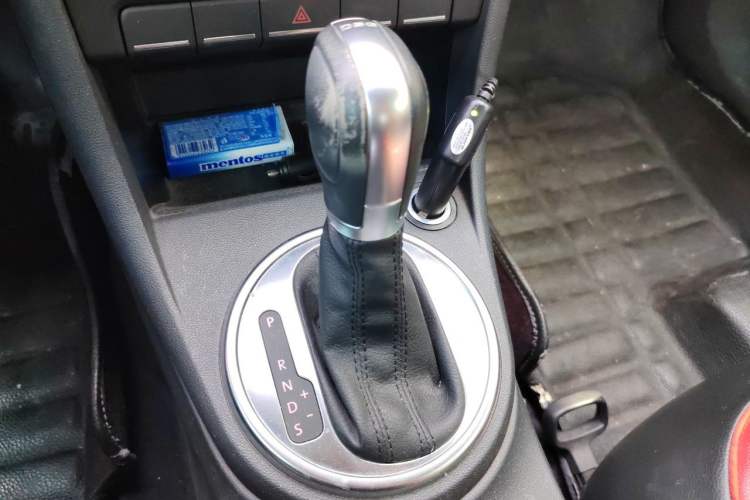 Used Volkswagen Beetle 2014 1.4TSI Fashion Edition Gear Lever