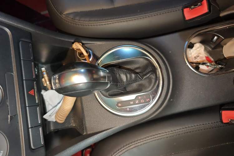 Used Volkswagen Beetle 2014 1.2TSI Fashion Edition Gear Lever
