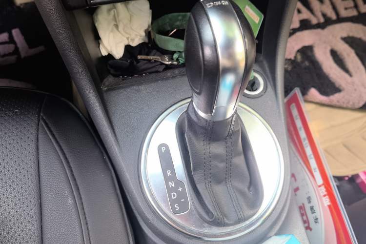Used Volkswagen Beetle 2014 1.2TSI Fashion Edition Gear Lever