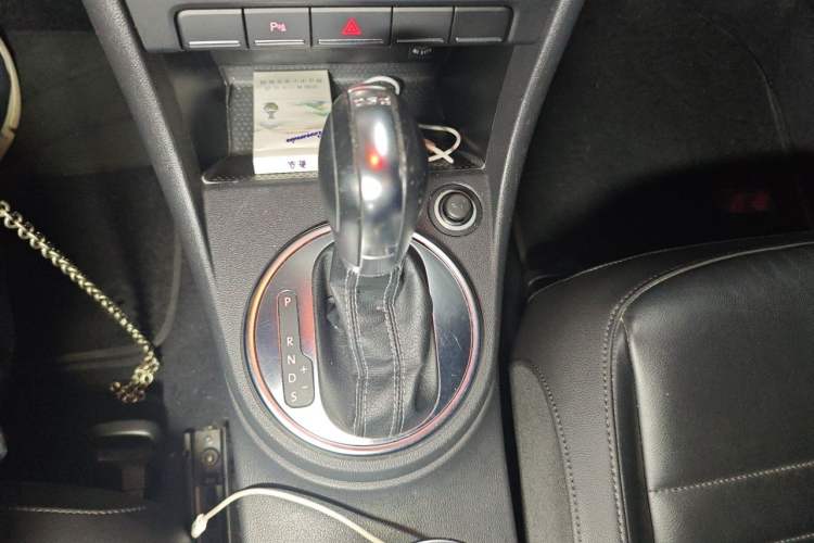 Used Volkswagen Beetle 2014 1.4TSI R-Line Gear Lever
