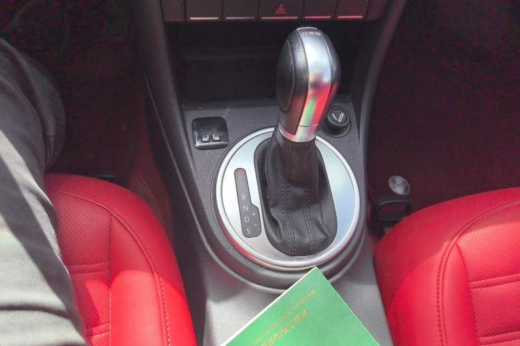 Used Volkswagen Beetle 2014 1.4TSI Fashion Edition Gear Lever