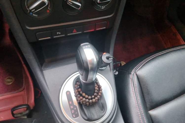 Used Volkswagen Beetle 2014 1.2TSI Comfort Model Gear Lever