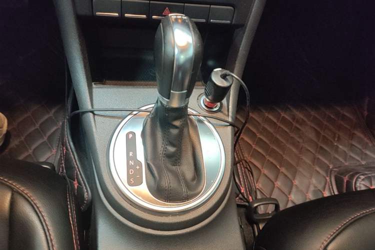Used Volkswagen Beetle 2014 1.2TSI Fashion Edition Gear Lever