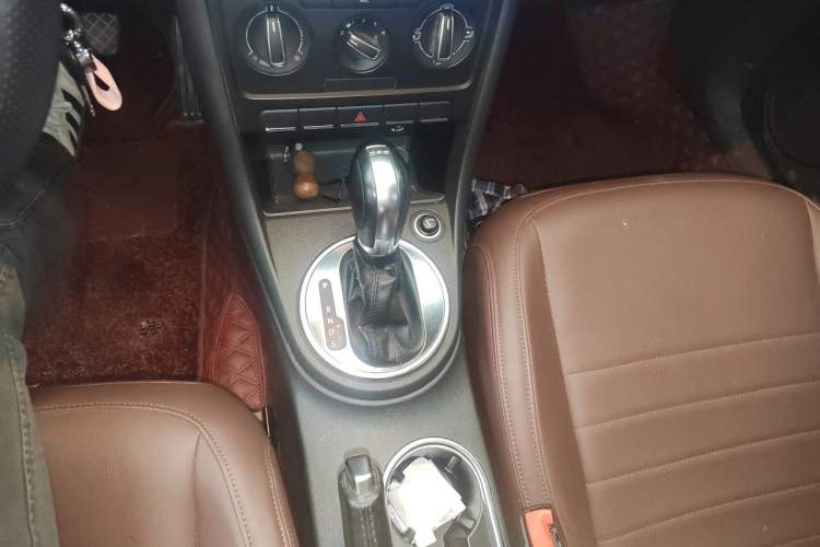 Used Volkswagen Beetle 2014 1.2TSI Fashion Edition Gear Lever