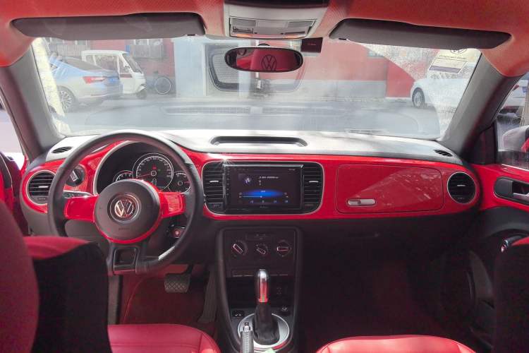 Used Volkswagen Beetle 2014 1.4TSI Fashion Edition Headliner