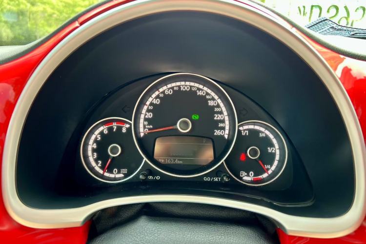Used Volkswagen Beetle 2014 1.4TSI Fashion Edition Instrument Cluster
