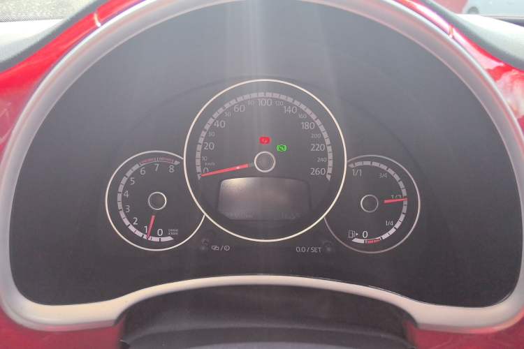 Used Volkswagen Beetle 2014 1.4TSI Fashion Edition Instrument Cluster
