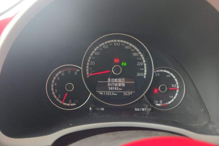 Used Volkswagen Beetle 2014 1.4TSI Fashion Edition Instrument Cluster