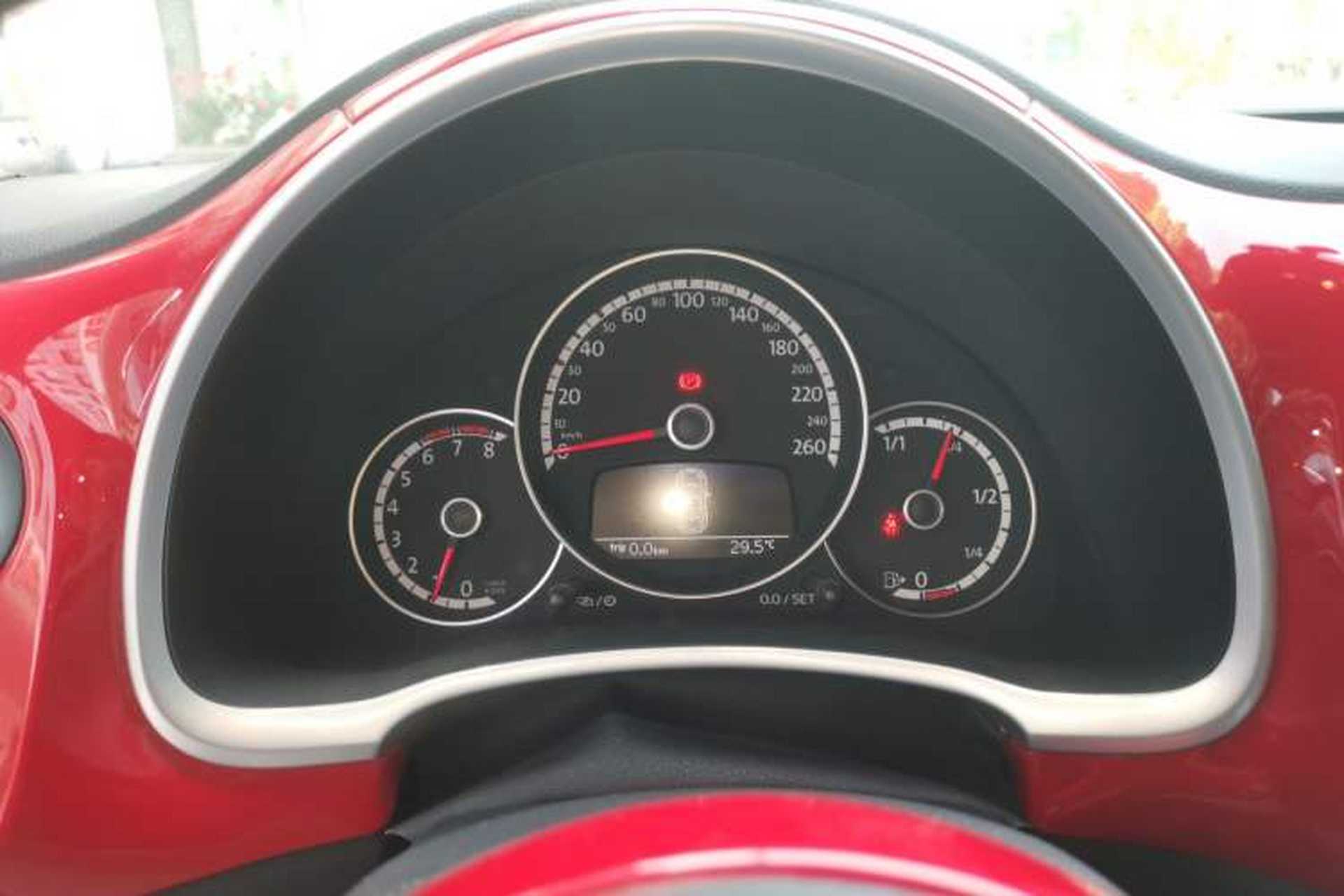 Used Volkswagen Beetle 2014 1.2TSI Fashion Edition Instrument Cluster