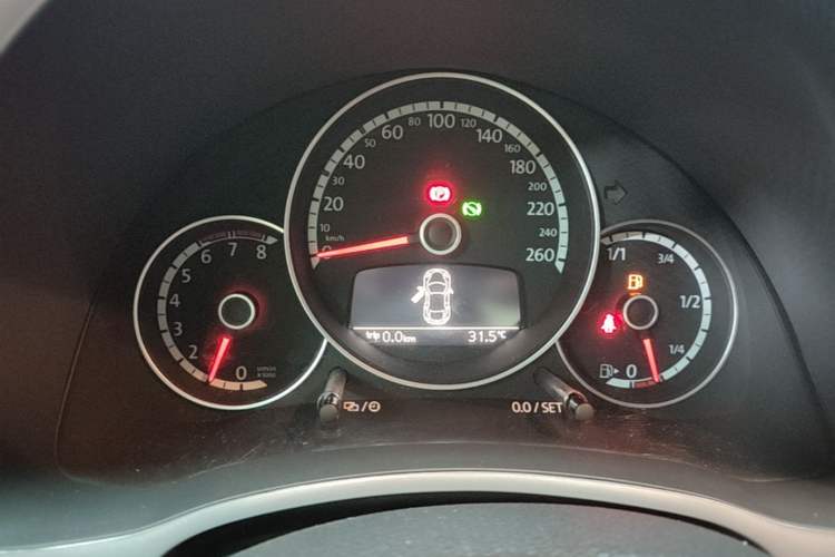 Used Volkswagen Beetle 2014 1.2TSI Fashion Edition Instrument Cluster