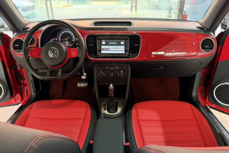 Used Volkswagen Beetle 2014 1.2TSI Comfort Model Interior 1
