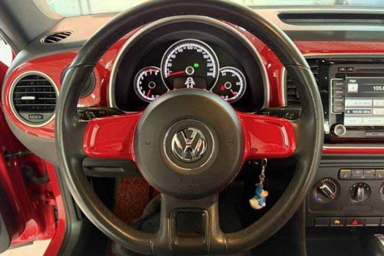 Used Volkswagen Beetle 2014 1.2TSI Comfort Model Interior 2