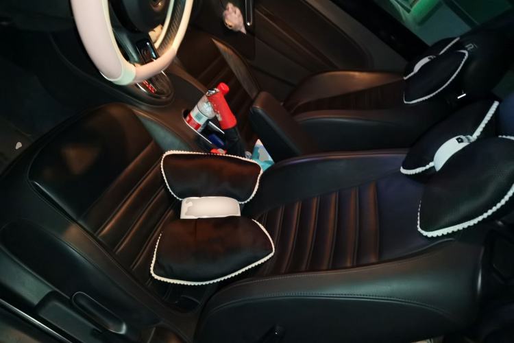 Used Volkswagen Beetle 2014 1.4TSI R-Line Left Front Seat