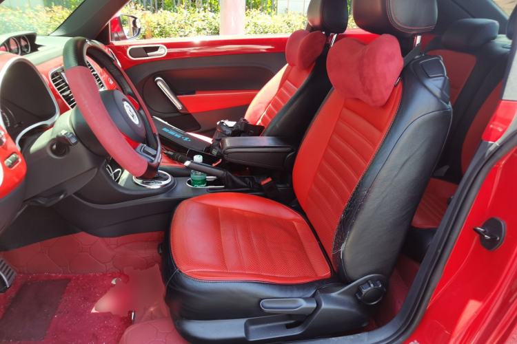 Used Volkswagen Beetle 2014 1.4TSI Fashion Edition Left Front Seat