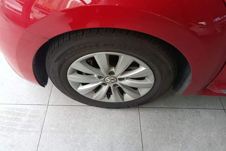 Used Volkswagen Beetle 2014 1.2TSI Fashion Edition Left Front Wheel Hub