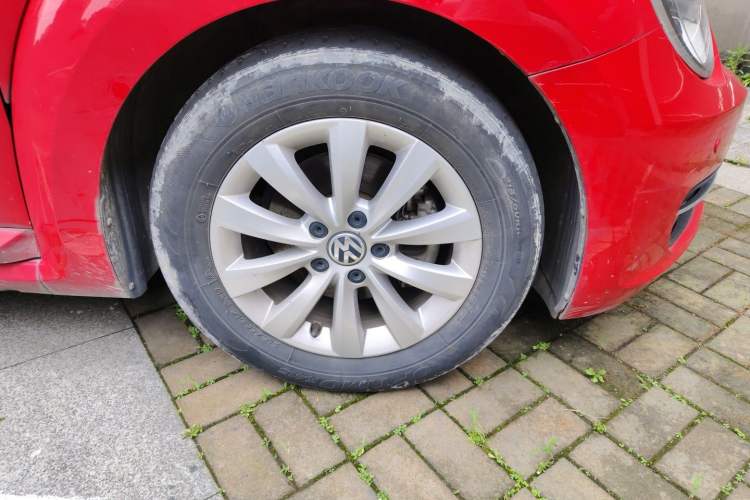 Used Volkswagen Beetle 2014 1.4TSI Fashion Edition Right Front Wheel Hub