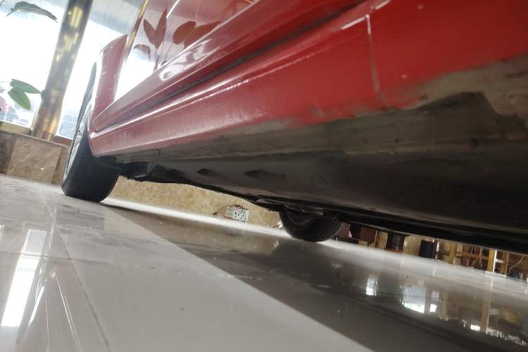 Used Volkswagen Beetle 2014 1.4TSI Fashion Edition Right Side Sill