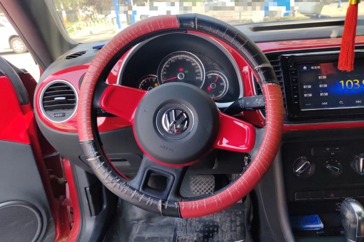 Used Volkswagen Beetle 2014 1.4TSI Fashion Edition Steering Wheel