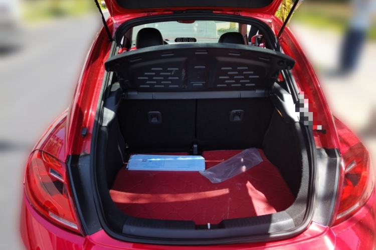 Used Volkswagen Beetle 2014 1.4TSI Fashion Edition Trunk