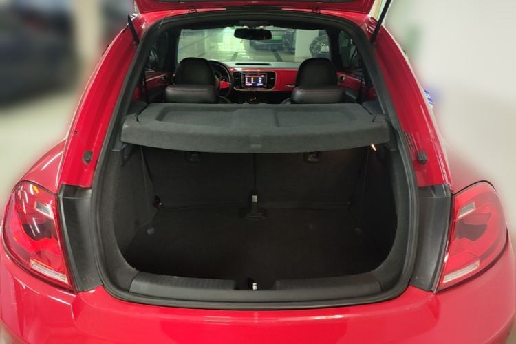 Used Volkswagen Beetle 2014 1.2TSI Fashion Edition Trunk