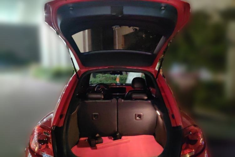 Used Volkswagen Beetle 2014 1.4TSI Fashion Edition Trunk