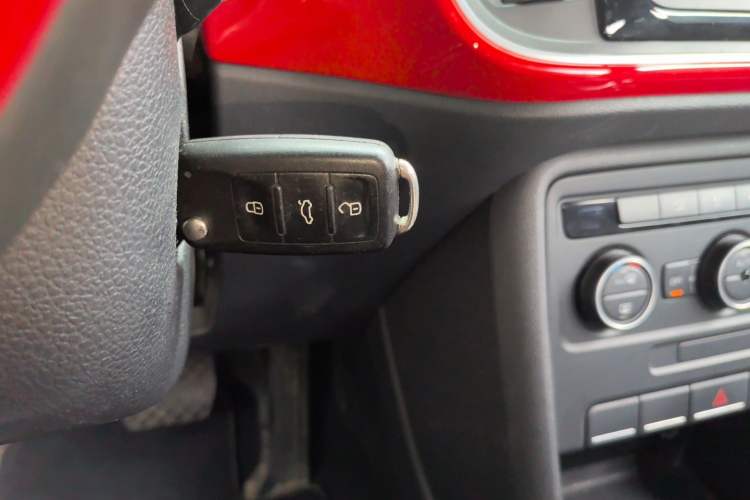 Used Volkswagen Beetle 2014 1.2TSI Fashion Edition Vehicle Key