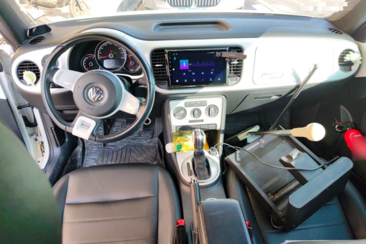 Used Volkswagen Beetle 2014 1.2TSI Fashion Edition Center Console