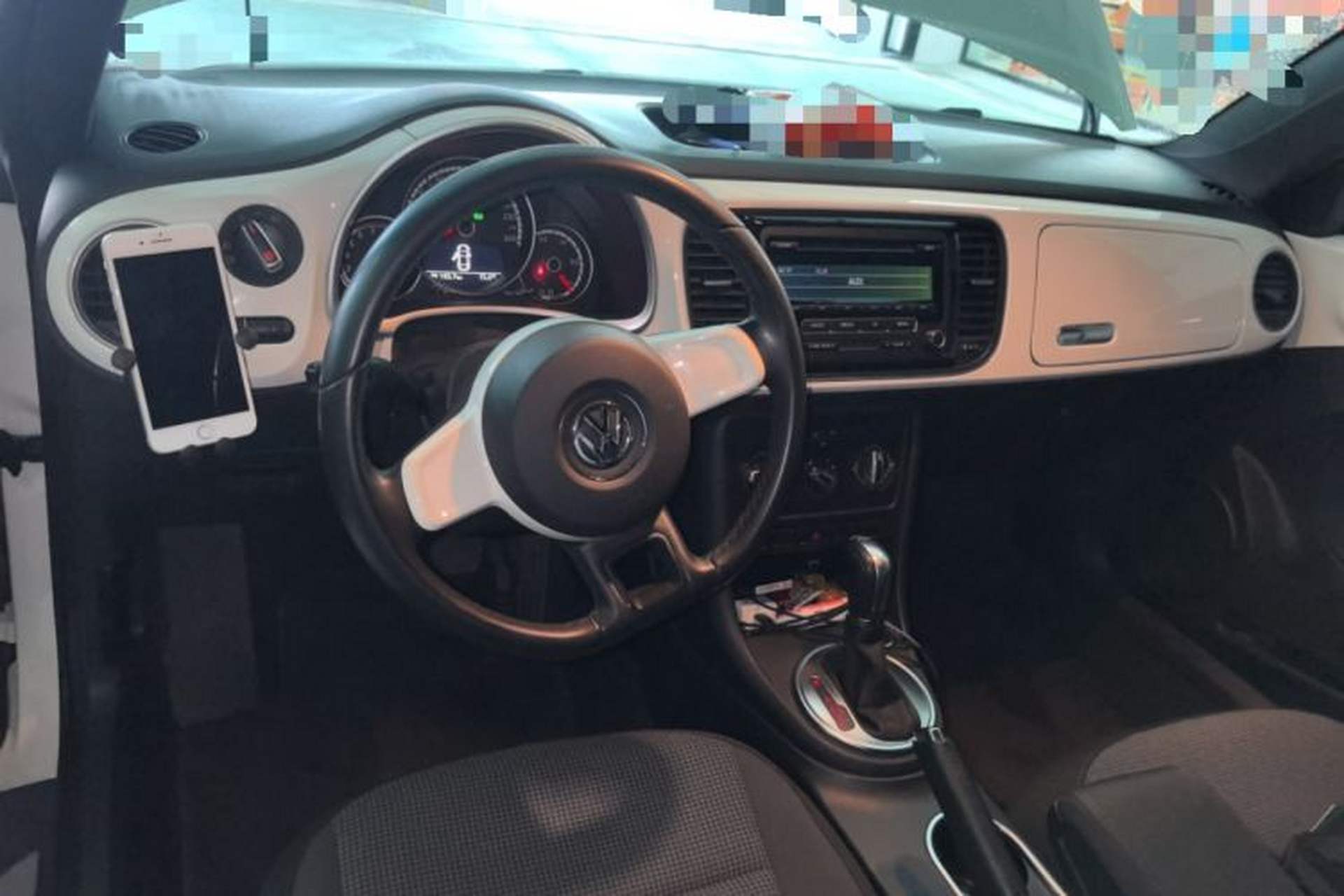 Used Volkswagen Beetle 2014 1.2TSI Fashion Edition Center Console