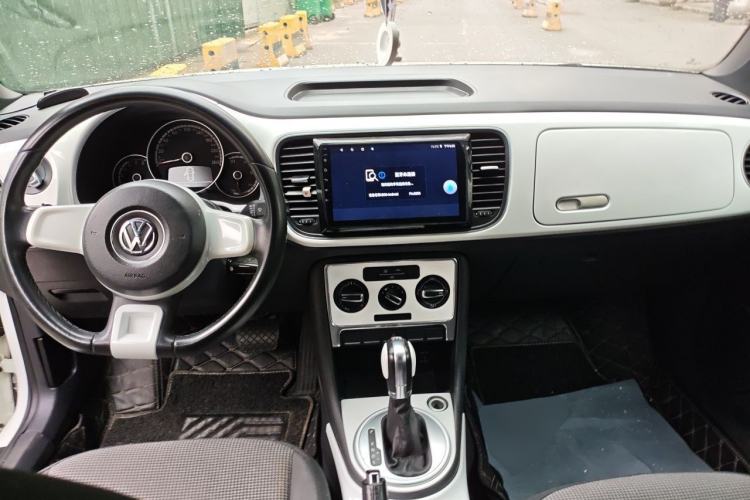Used Volkswagen Beetle 2014 1.2TSI Fashion Edition Center Console