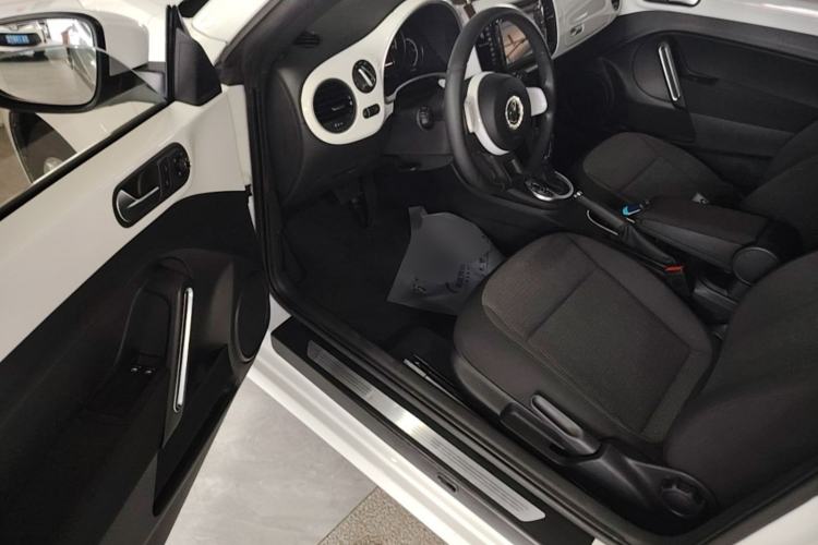 Used Volkswagen Beetle 2014 1.4TSI Fashion Edition Driver Seat