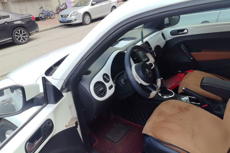 Used Volkswagen Beetle 2014 1.4TSI Fashion Edition Driver Seat
