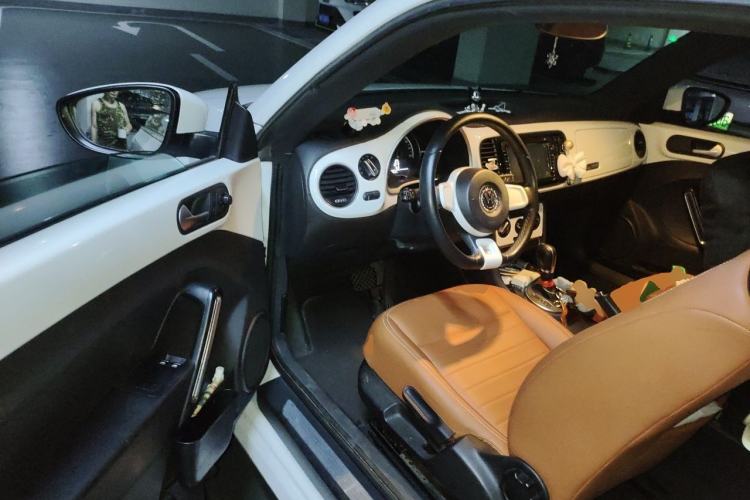 Used Volkswagen Beetle 2014 1.2TSI Fashion Edition Driver Seat