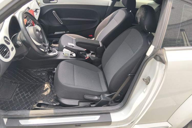 Used Volkswagen Beetle 2014 1.4TSI Fashion Edition Driver Seat