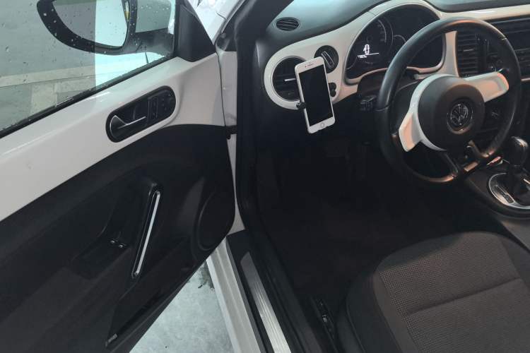 Used Volkswagen Beetle 2014 1.2TSI Fashion Edition Driver Seat