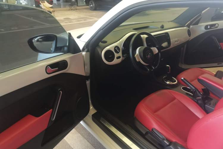 Used Volkswagen Beetle 2014 1.2TSI Fashion Edition Driver Seat