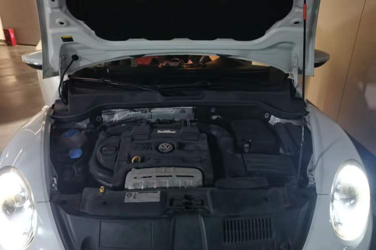 Used Volkswagen Beetle 2014 1.4TSI Fashion Edition Engine Bay