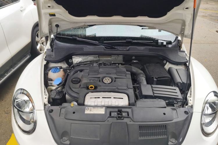 Used Volkswagen Beetle 2014 1.4TSI Fashion Edition Engine Bay