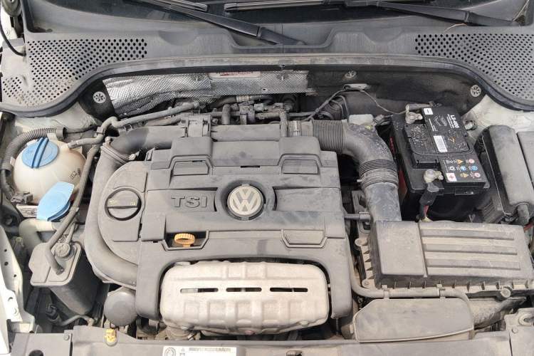 Used Volkswagen Beetle 2014 1.4TSI Fashion Edition Engine Bay