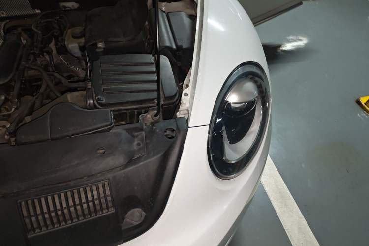 Used Volkswagen Beetle 2014 1.2TSI Comfort Model Engine Bay Left