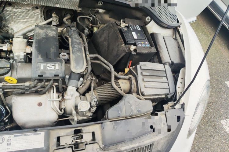 Used Volkswagen Beetle 2014 1.2TSI Comfort Model Engine Bay Left