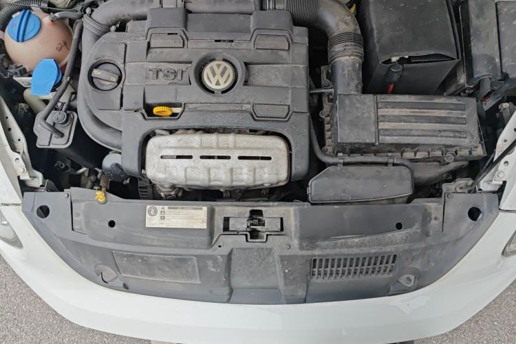 Used Volkswagen Beetle 2014 1.4TSI Fashion Edition Engine Bay